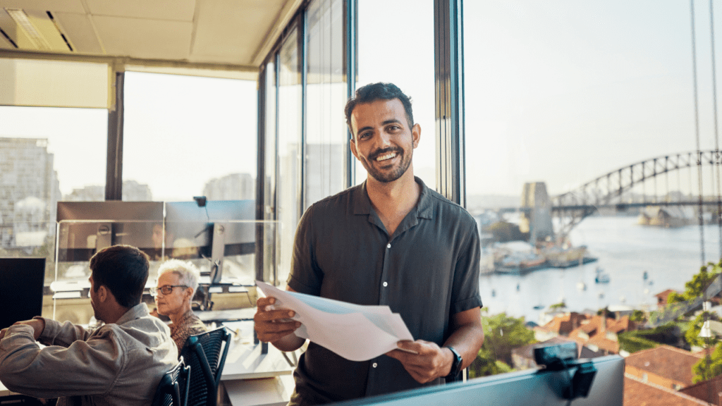 Why Every Young Canadian Should Work Abroad Before 30